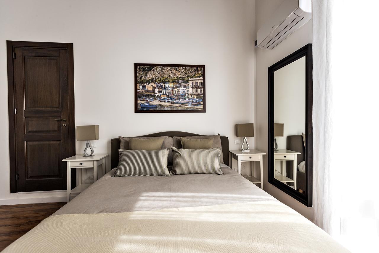 פלרמו Casa Nostra B&B מראה חיצוני תמונה